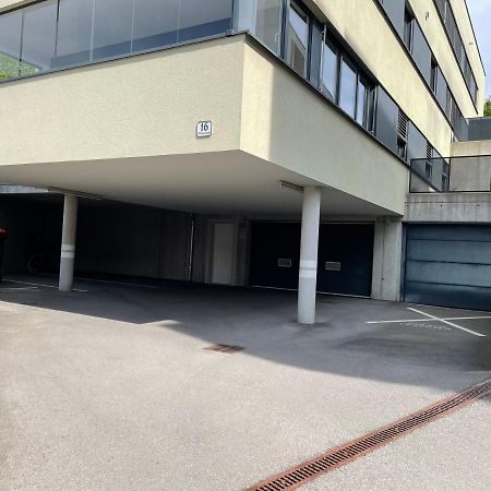 Moderne Stadtwohnung Inkl. Tiefgaragenplatz Bregenz Bagian luar foto